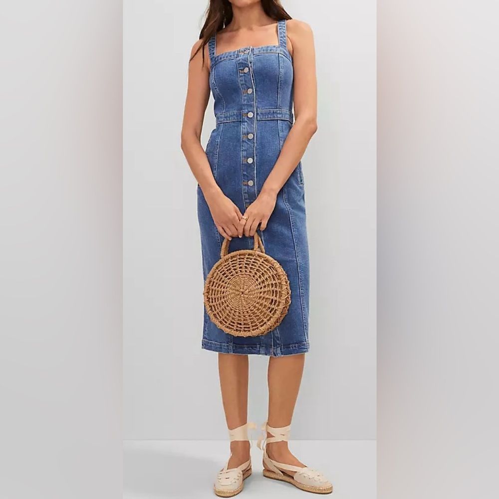 Ann Taylor Weekend Collection Button Denim Blue Square Neck Sheath Dress. 6. New